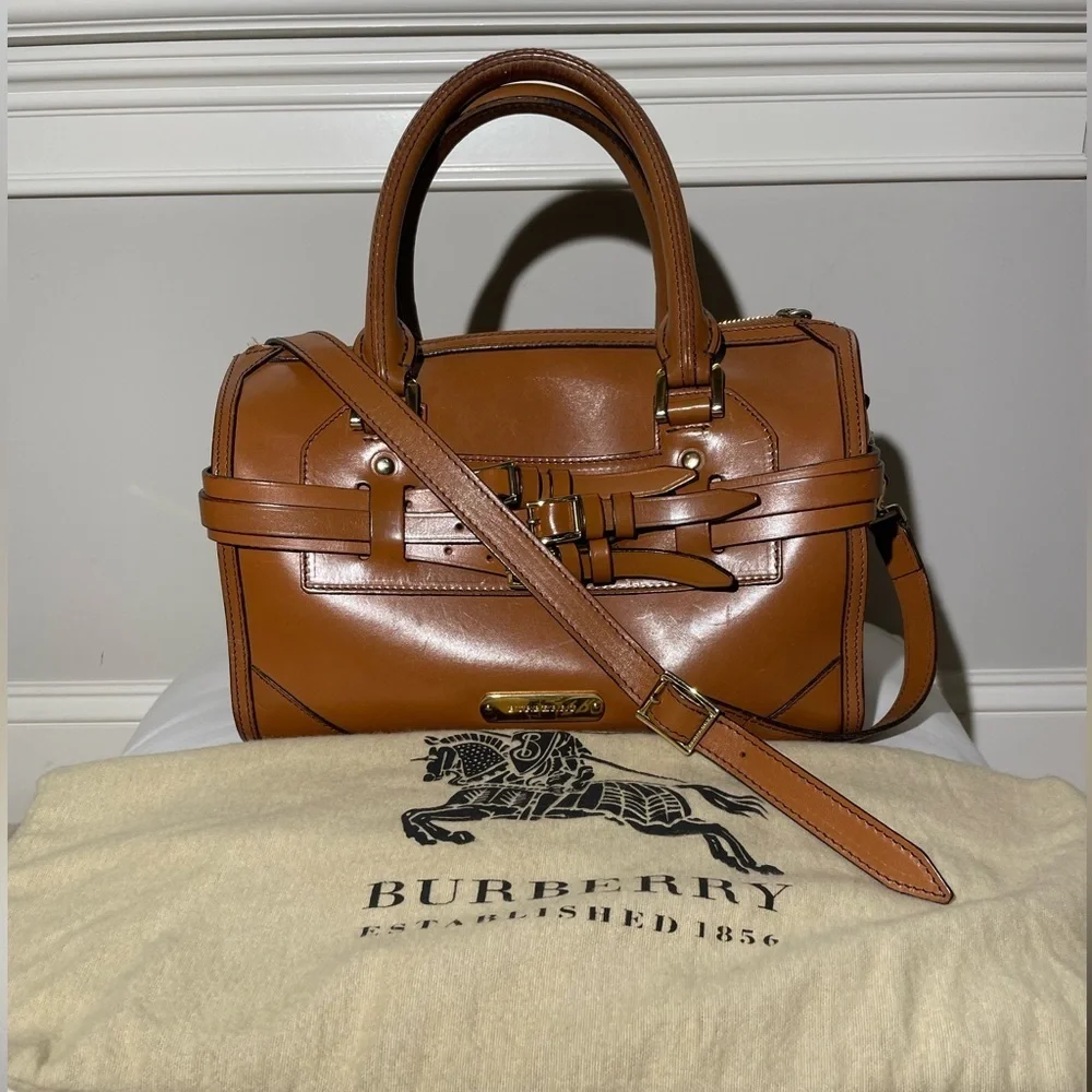 BURBERRY Alchester Bridle Belted DOCTORS Bag BROWN Purse Crossbody Leather ITALY